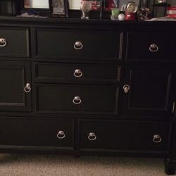 Dresser W/mirror 