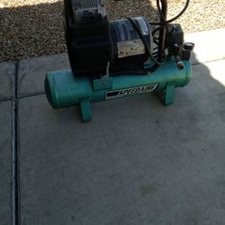 SPEEDAIRE PROFESSIONAL COMPRESSOR