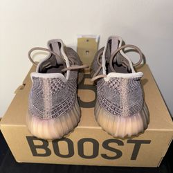 Used Yeezy 350 Sand Taupe Size 9