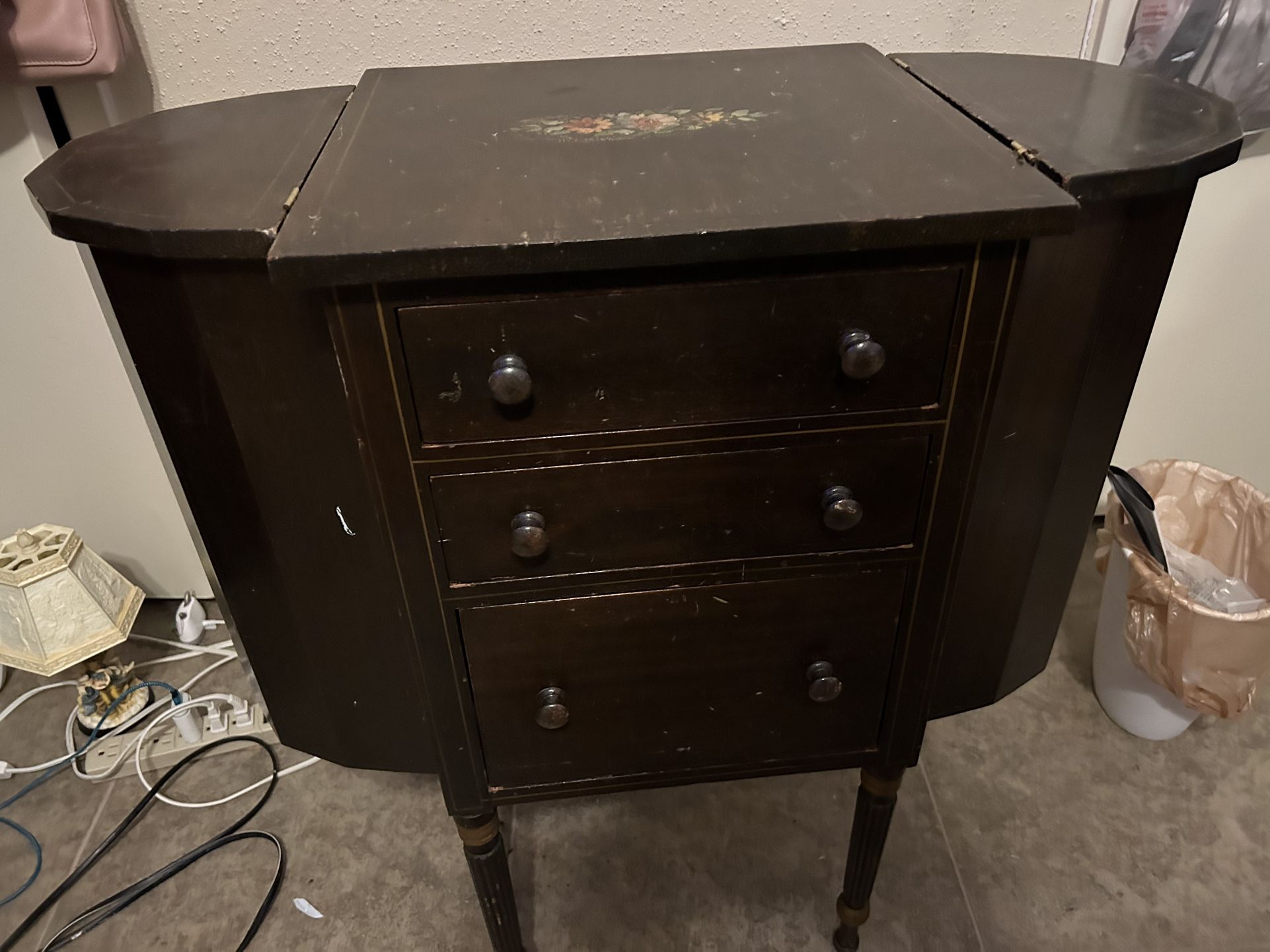 Antique sewing for Sale in Katy, TX OfferUp