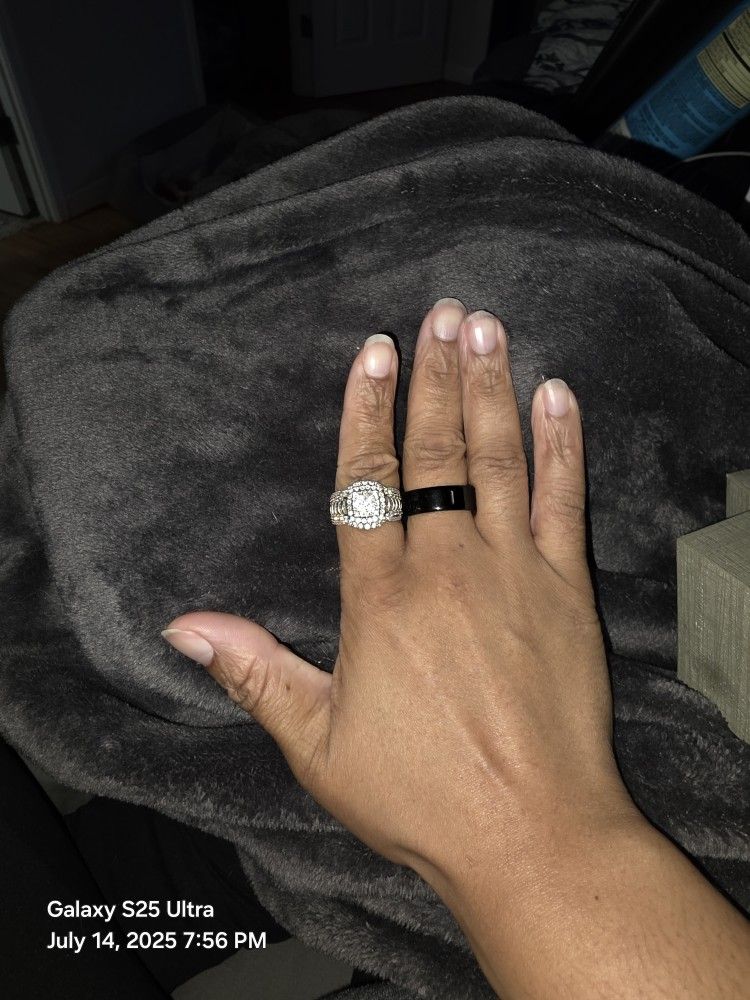Beautiful Engagement Ring Size 9.5