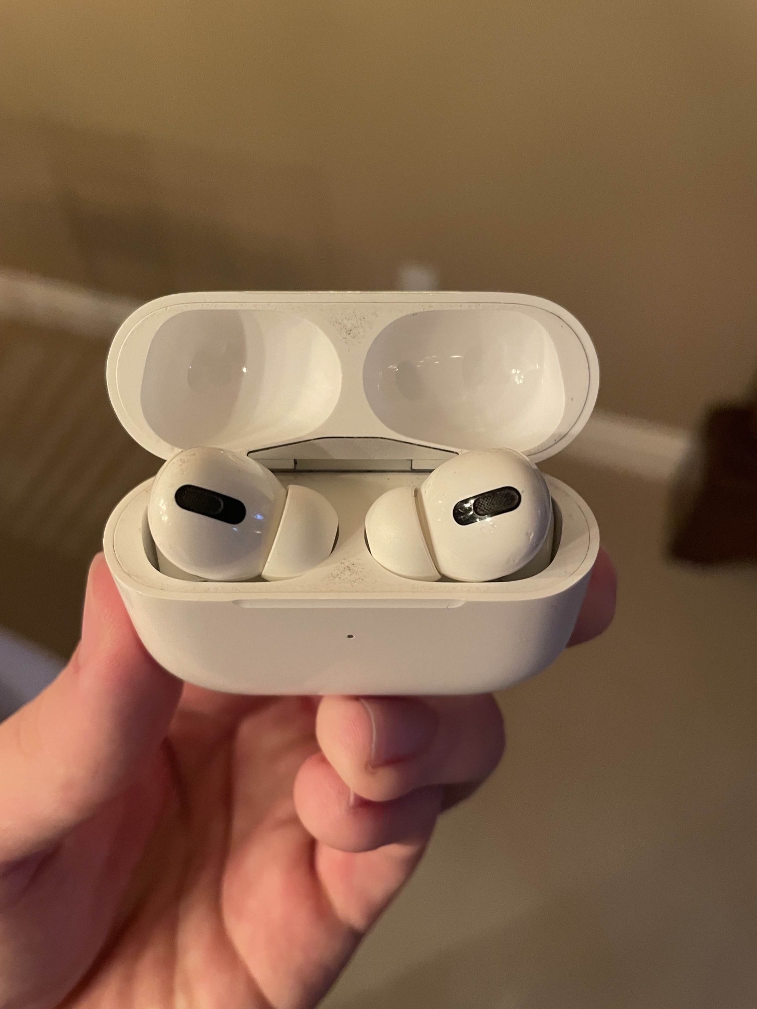 Apple AirPod Pros Gen 1