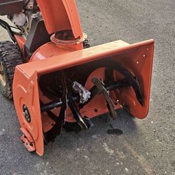 Ariens  824 Snow Blower
