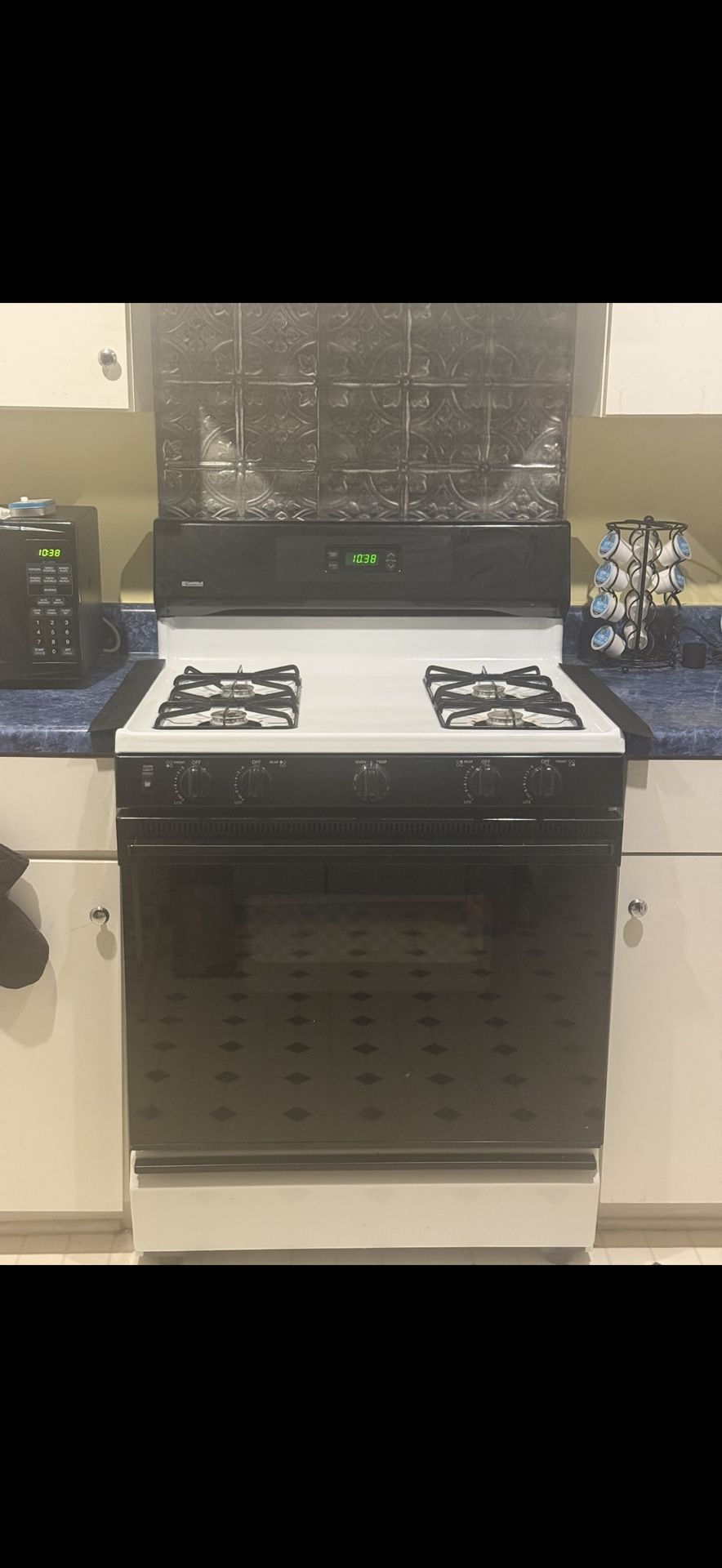 Kenmore Gas Stove And White Under Cabinet Kenmore Vent