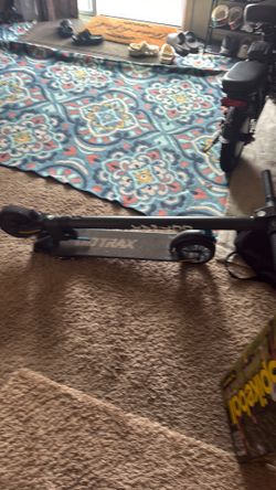 Gotrax e scooter 12mph great condition