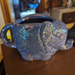 TMD Irredecent Ceramic Elephant Mug 20 oz Purlpe Blue

