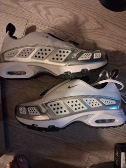 Nike women's sz 8