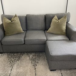 Gray Herringbone Sofa w/ Ottoman