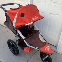 BABY JOGGER STROLLER 