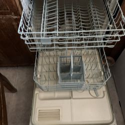 dishwasher 