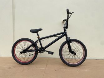 20” Mongoose freestyle Bmx Bike