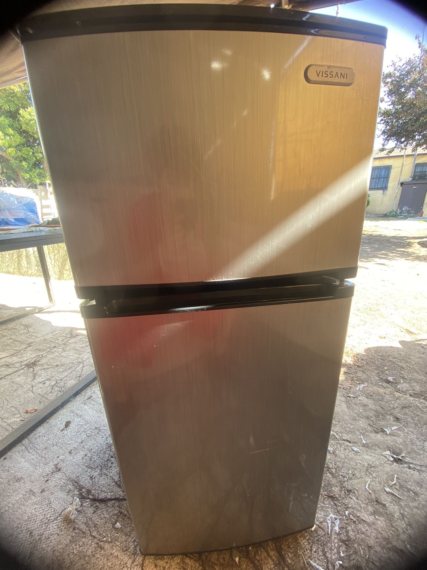 Mini Fridge 