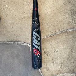 Marucci Cat 6 BBCOR(GOOD AS NEW)