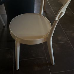 Dining chairs (4)