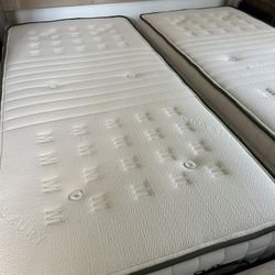 NEW 2 Avocado TWIN XL Split king mattresses