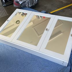 Medicine Cabinet with 3 Mirror Doors