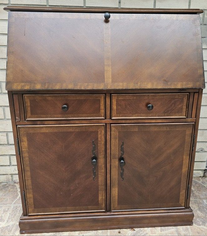Writing Desk With Storage And Filling Cabinet 