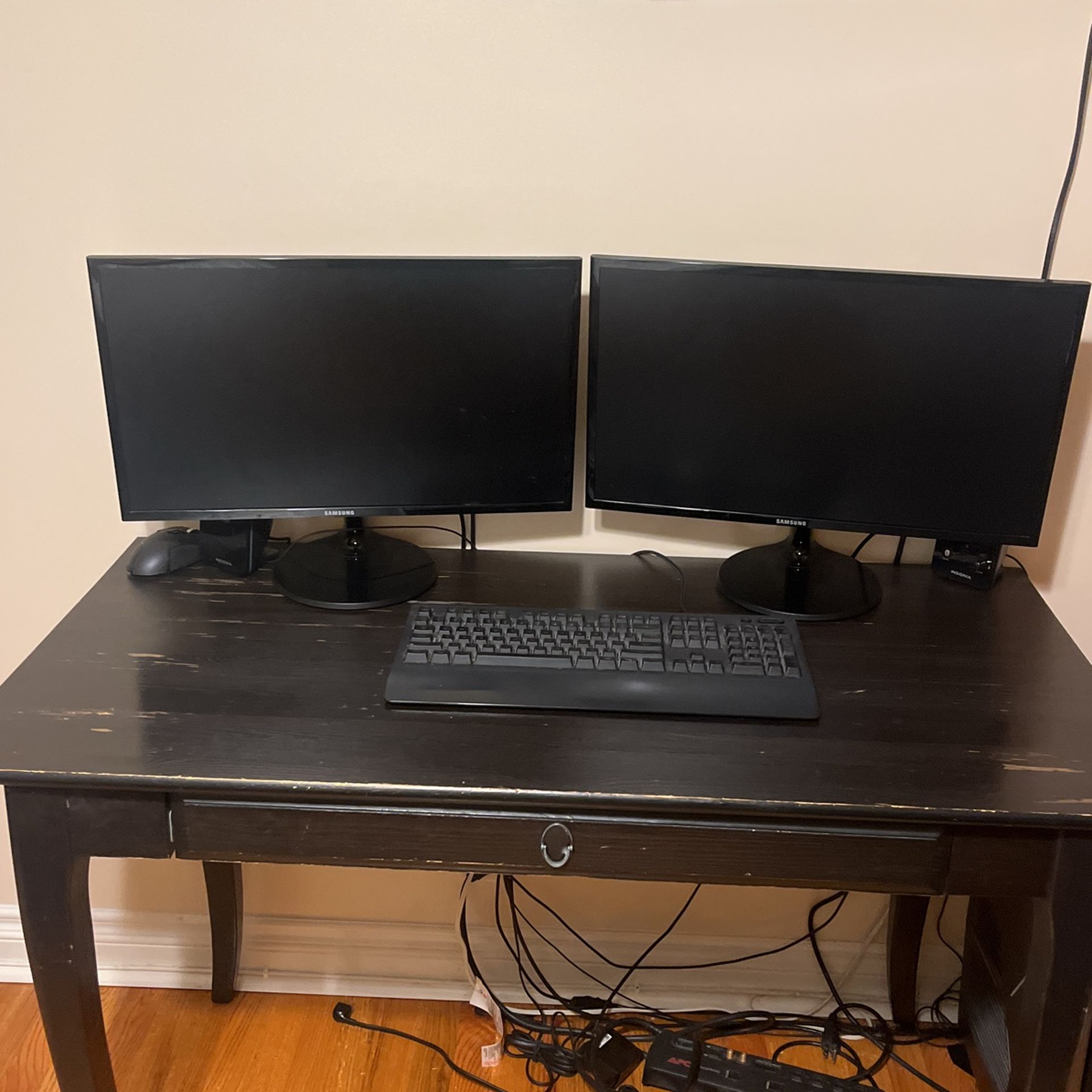 Two Samsung Monitors For Sale