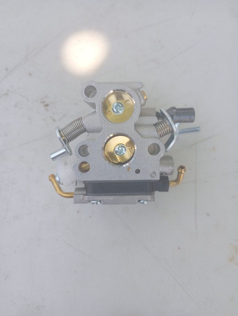 Carburetor Fuel Pump Assembly