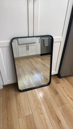 Black frame mirror