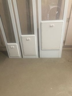 Dog Doors New Small/Medium/Large