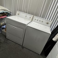 KENMORE WASHER AND GAS DRYER 