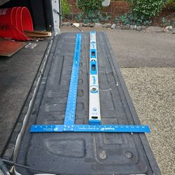 Level & T-square