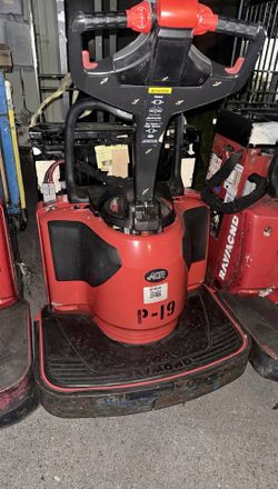 Raymond Electric Pallet Jack