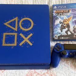 PS4 Slim Days of Play Limited Edition 