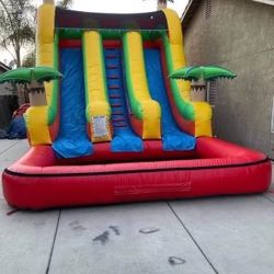 Double Water Slide. In Good Condition.