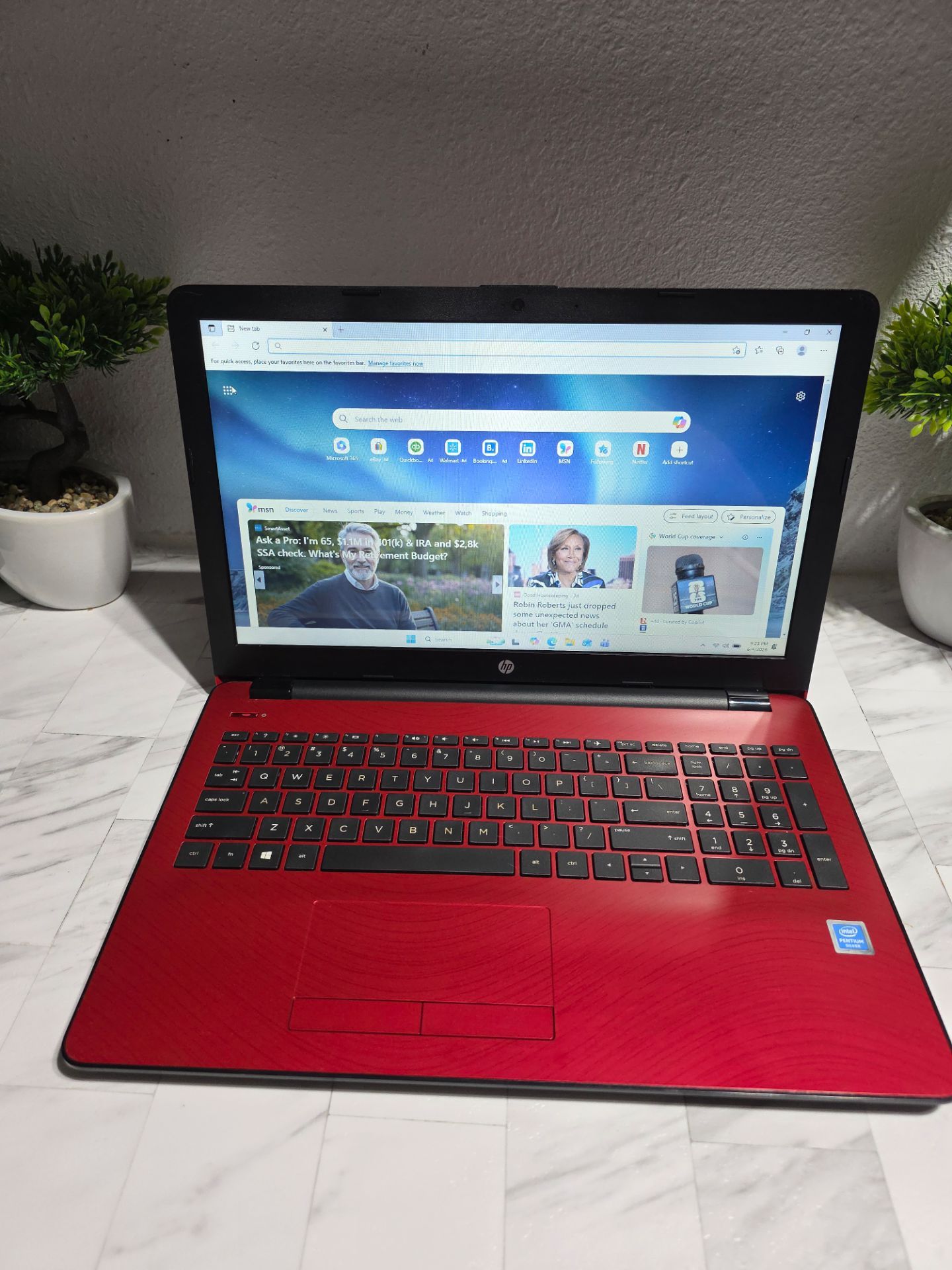 HP WINDOWS 11 LAPTOP
TOUCHSCREEN