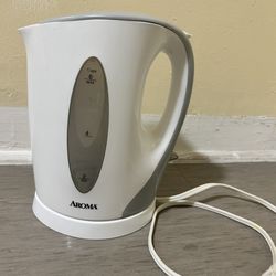 Aroma 1.5L Electric Kettle – Gently Used – $8 (Orig. $22)
