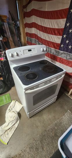 GE electric stove