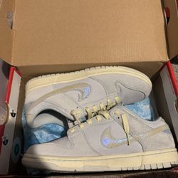 Nike Dunks 