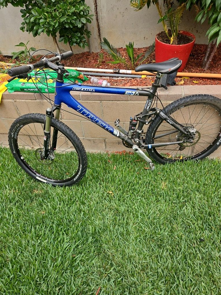 Trek 98 Racing Bike