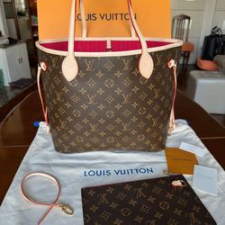 LOUIS VUITTON Neverfull MM