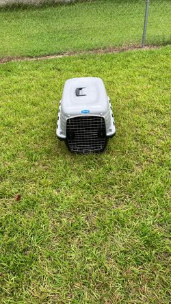Medium pet carrier