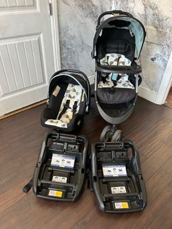 Babytrend stroller with 2 car seat adapters