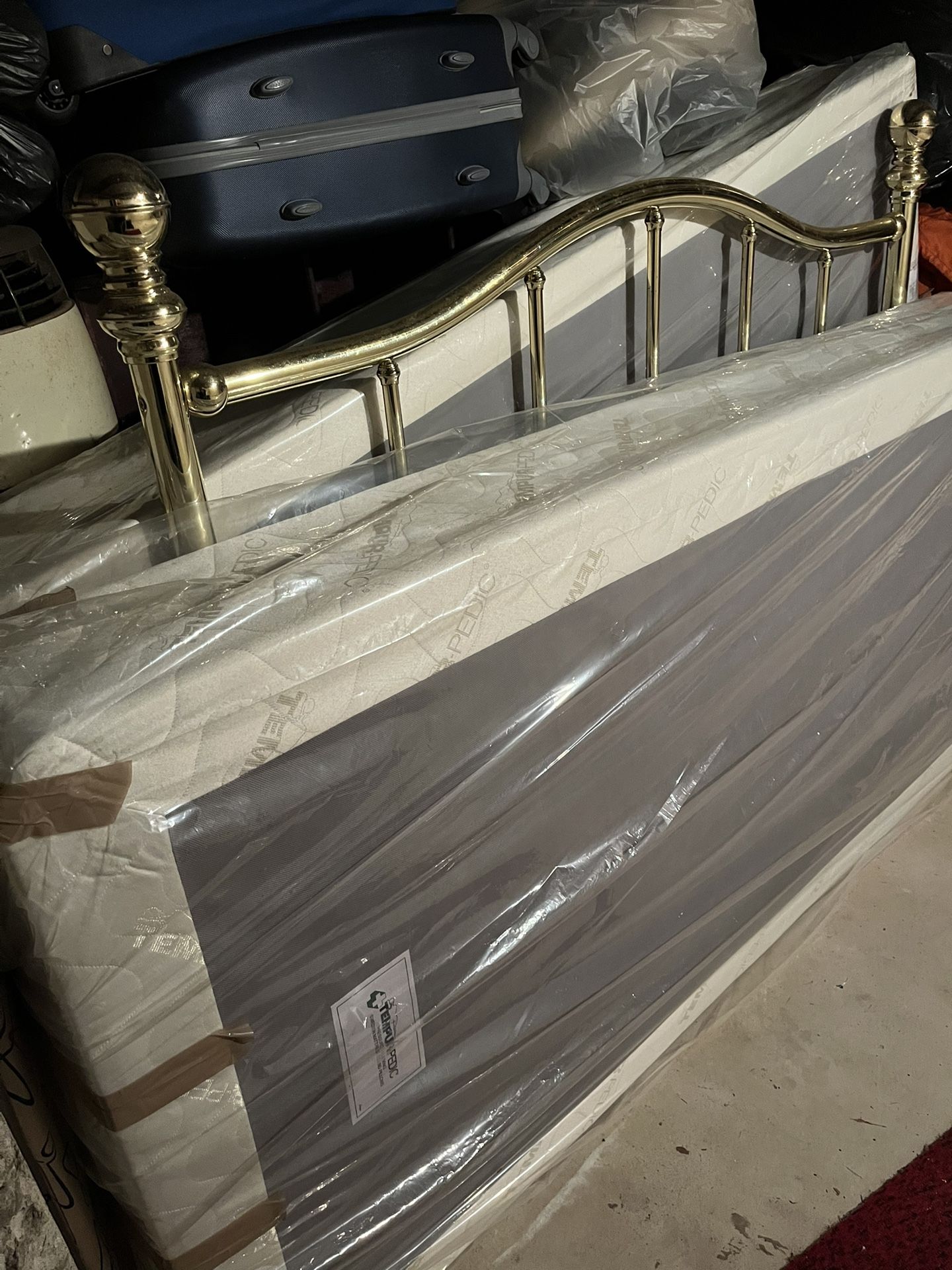 Tempur-Pedic Split King Box Spring Set, Bronze Head Board, And Heavy duty King Bed frame with Wheels.