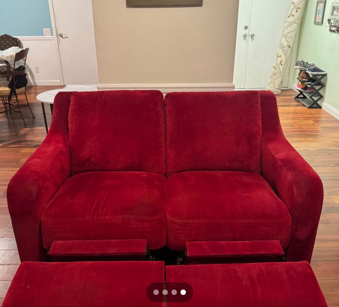 Red Fabric Couches Sillón Rojo