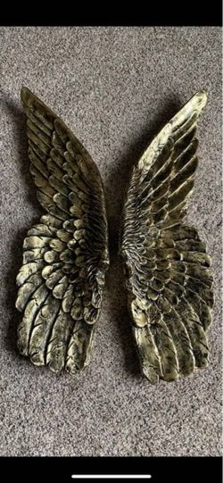 Angel wings wall art