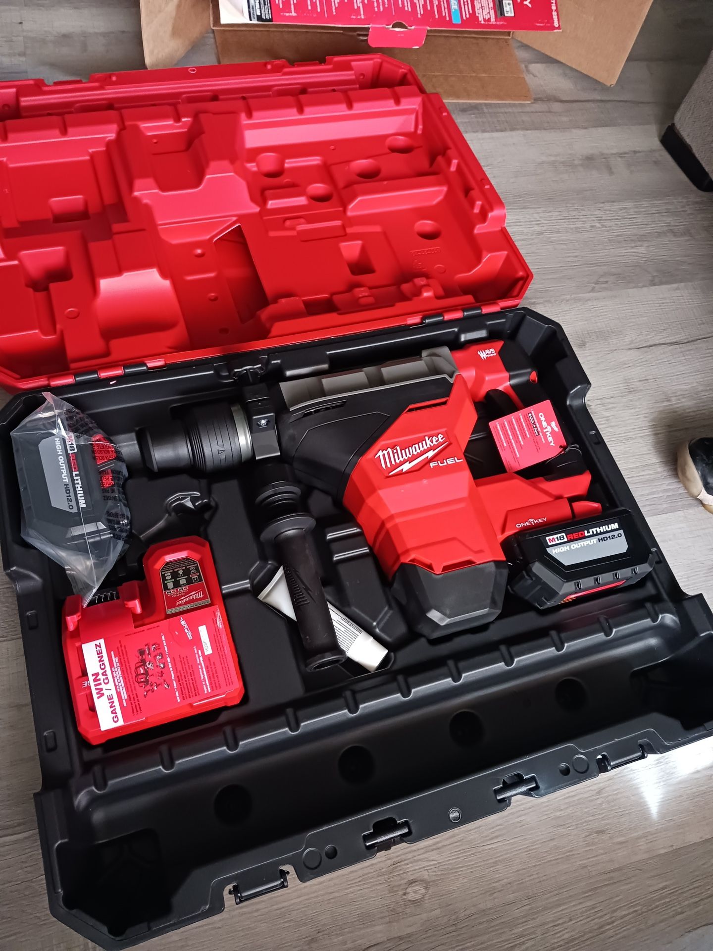 Milwaukee rotary hammer