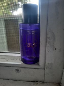 Victoria secret perfume