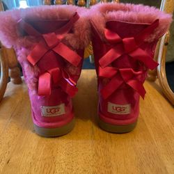 UGG Australia Pink Sheepskin Boots Size 5 Fur 3 Bow Ties