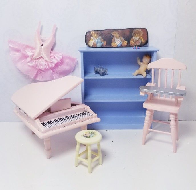 Dollhouse Miniature Baby Room Furniture & Accessories