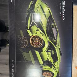 Lego Technic Lamborghini Sian 42115