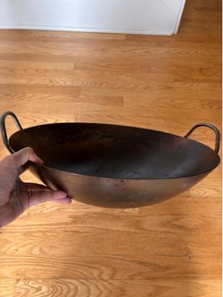Large carbon steel wok
