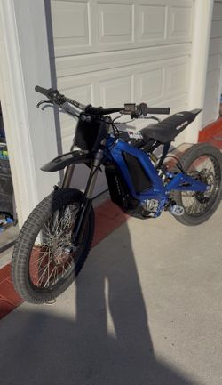 2025 Surron lbx