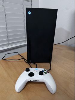 Xbox series x with 2TB storage expansion
