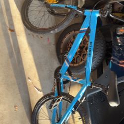 Se Bike Need Gone 350 Or OBO Just Needs Sticker Kit And New Seat